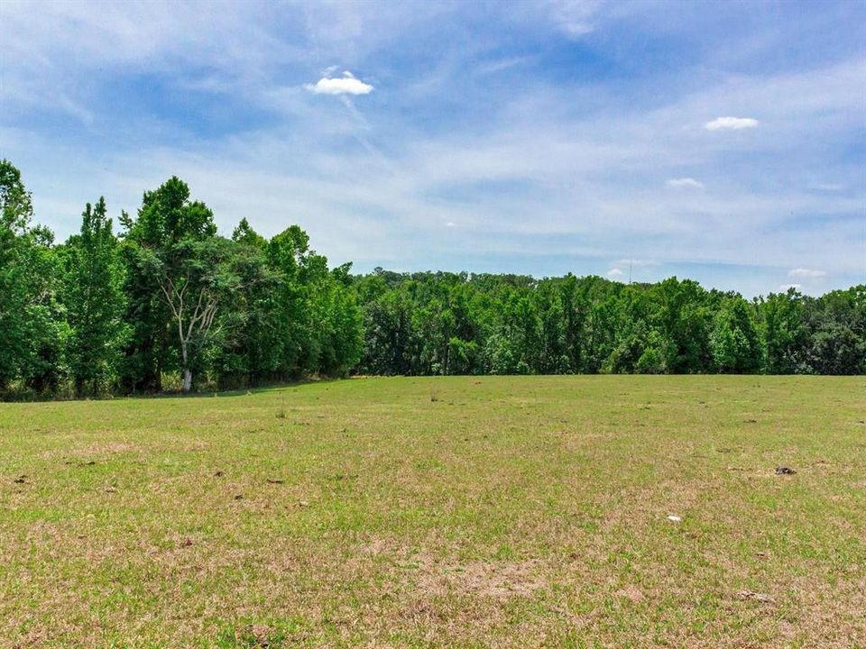 На продажу: $395,000 (19.50 acres)
