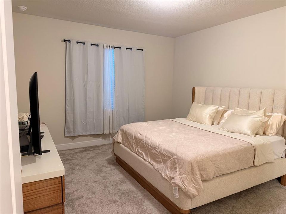 En Renta: $2,600 (4 camas, 2 baños, 1839 Pies cuadrados)