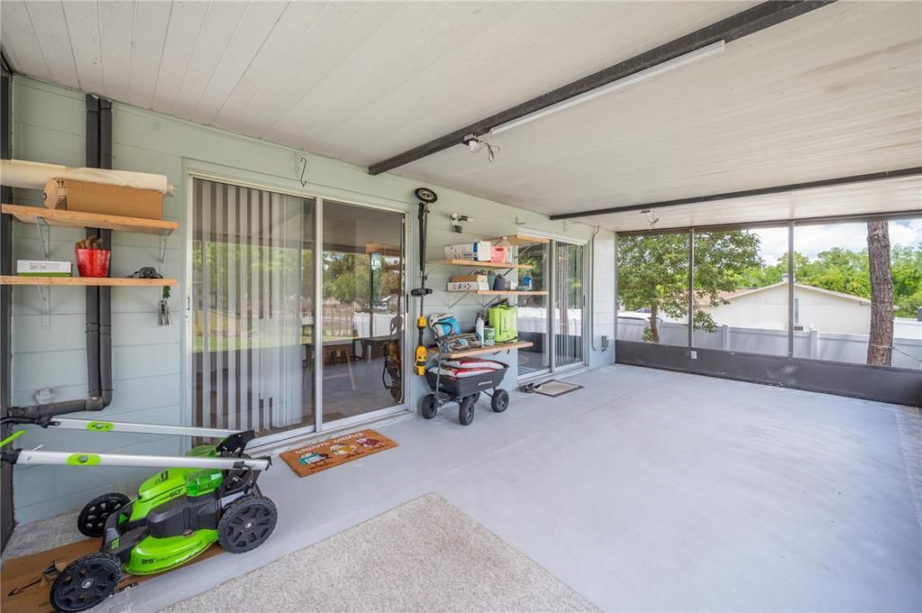 For Sale: $275,000 (2 beds, 2 baths, 1249 Square Feet)