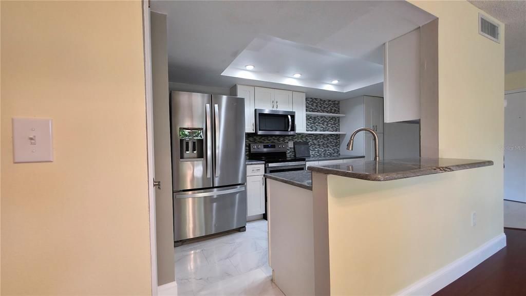 For Rent: $1,850 (2 beds, 2 baths, 1099 Square Feet)