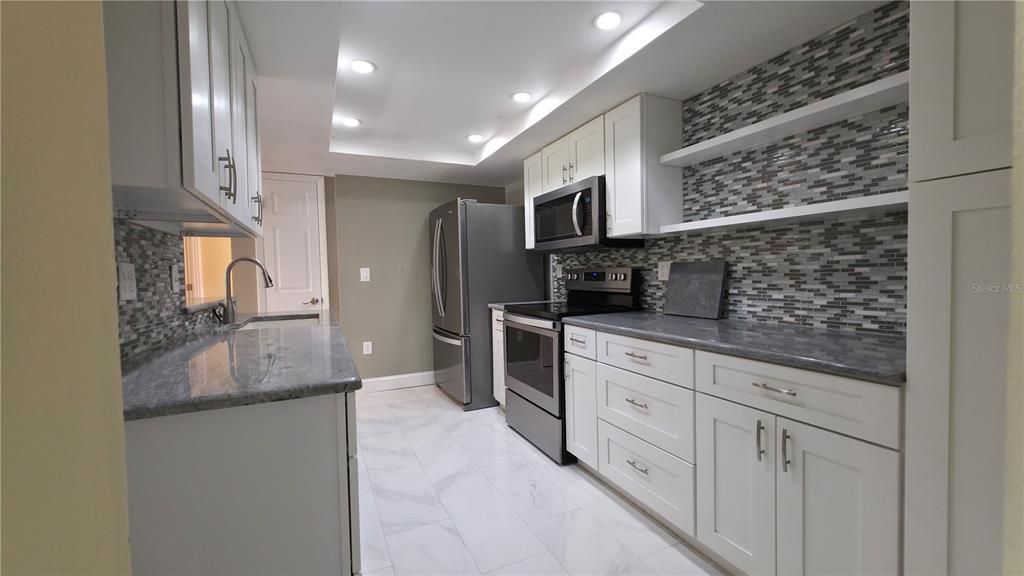 For Rent: $1,850 (2 beds, 2 baths, 1099 Square Feet)