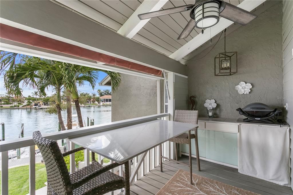 For Sale: $825,000 (3 beds, 2 baths, 1943 Square Feet)