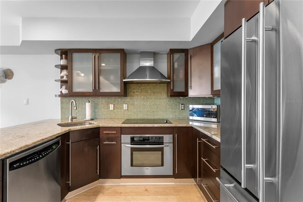 For Sale: $825,000 (3 beds, 2 baths, 1943 Square Feet)