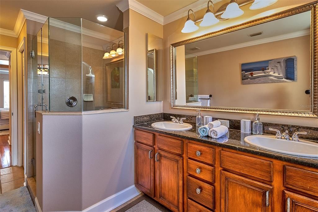 For Rent: $4,999 (3 beds, 2 baths, 2148 Square Feet)
