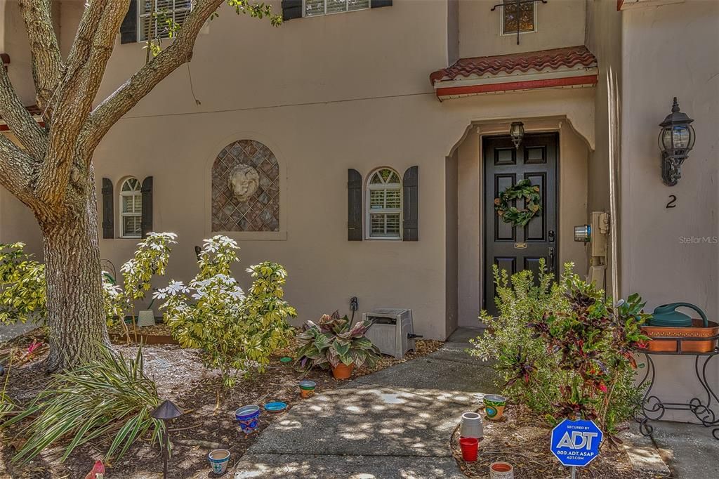For Rent: $4,999 (3 beds, 2 baths, 2148 Square Feet)