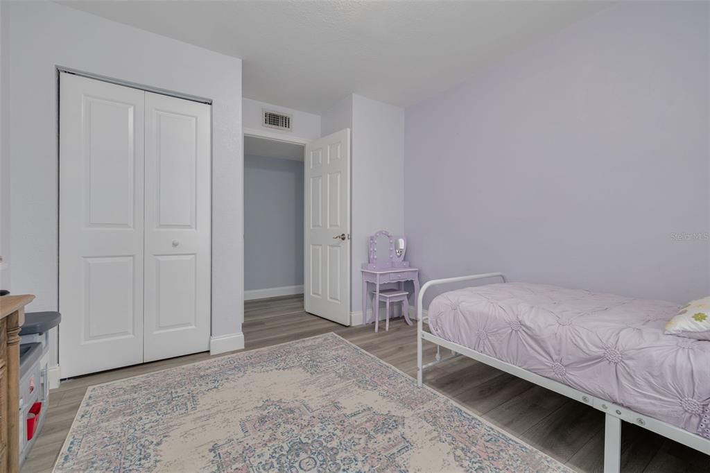 For Sale: $225,000 (3 beds, 2 baths, 1396 Square Feet)