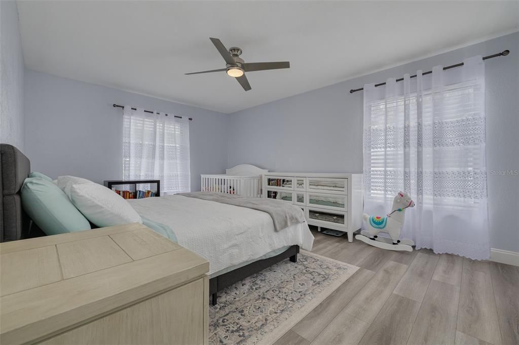 For Sale: $225,000 (3 beds, 2 baths, 1396 Square Feet)