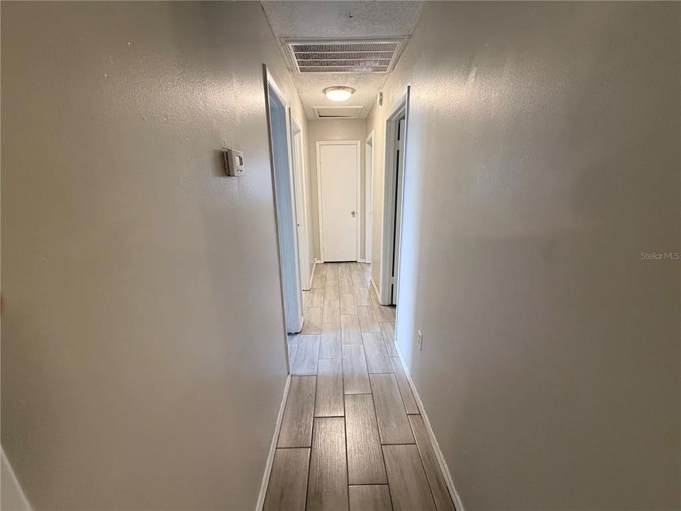 For Rent: $1,595 (3 beds, 1 baths, 1130 Square Feet)