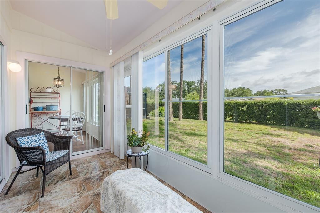For Sale: $299,000 (2 beds, 2 baths, 1282 Square Feet)