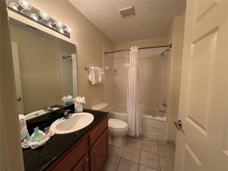 For Sale: $299,000 (4 beds, 4 baths, 1775 Square Feet)