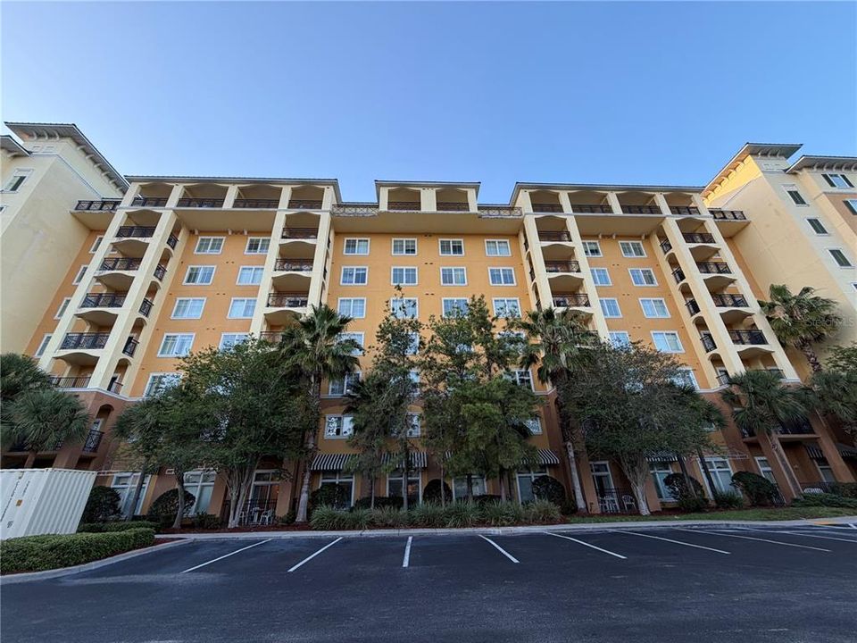For Sale: $299,000 (4 beds, 4 baths, 1775 Square Feet)