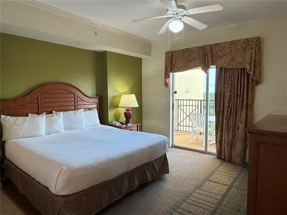 For Sale: $299,000 (4 beds, 4 baths, 1775 Square Feet)