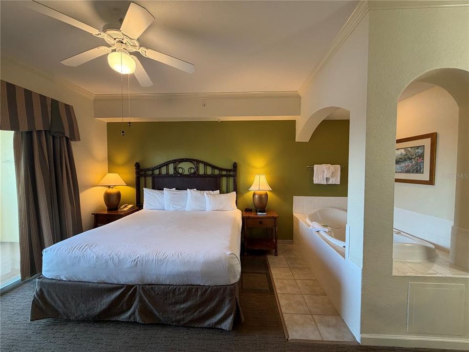 For Sale: $299,000 (4 beds, 4 baths, 1775 Square Feet)