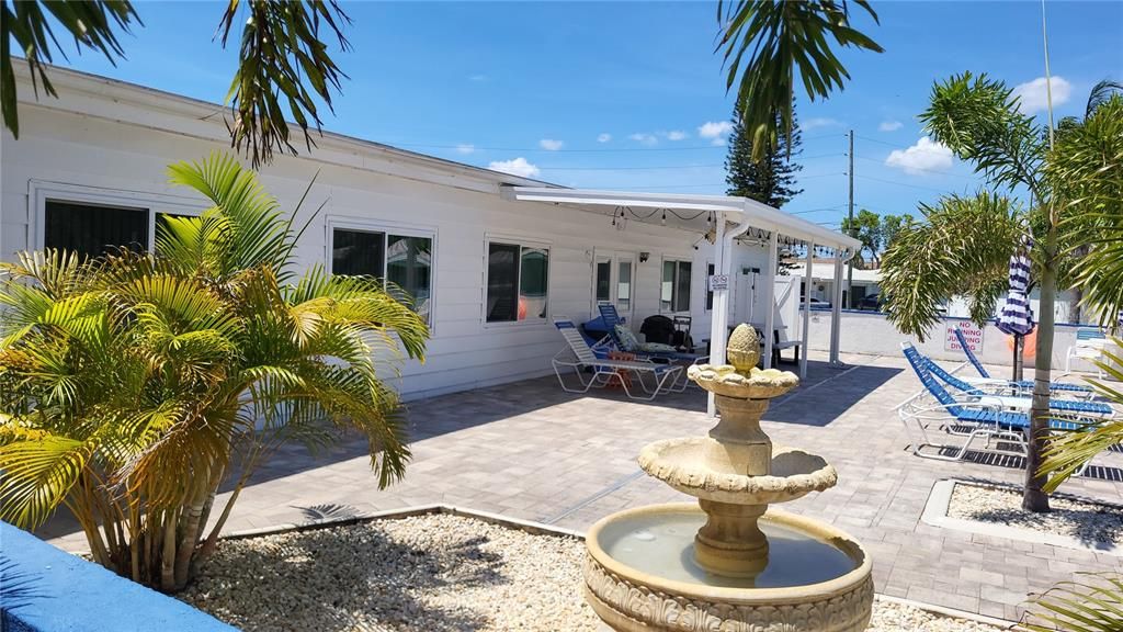 En Venta: $339,900 (2 camas, 2 baños, 1715 Pies cuadrados)