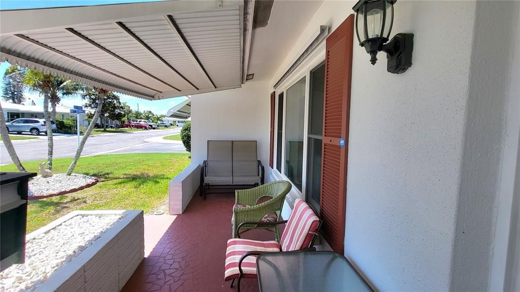 En Venta: $339,900 (2 camas, 2 baños, 1715 Pies cuadrados)