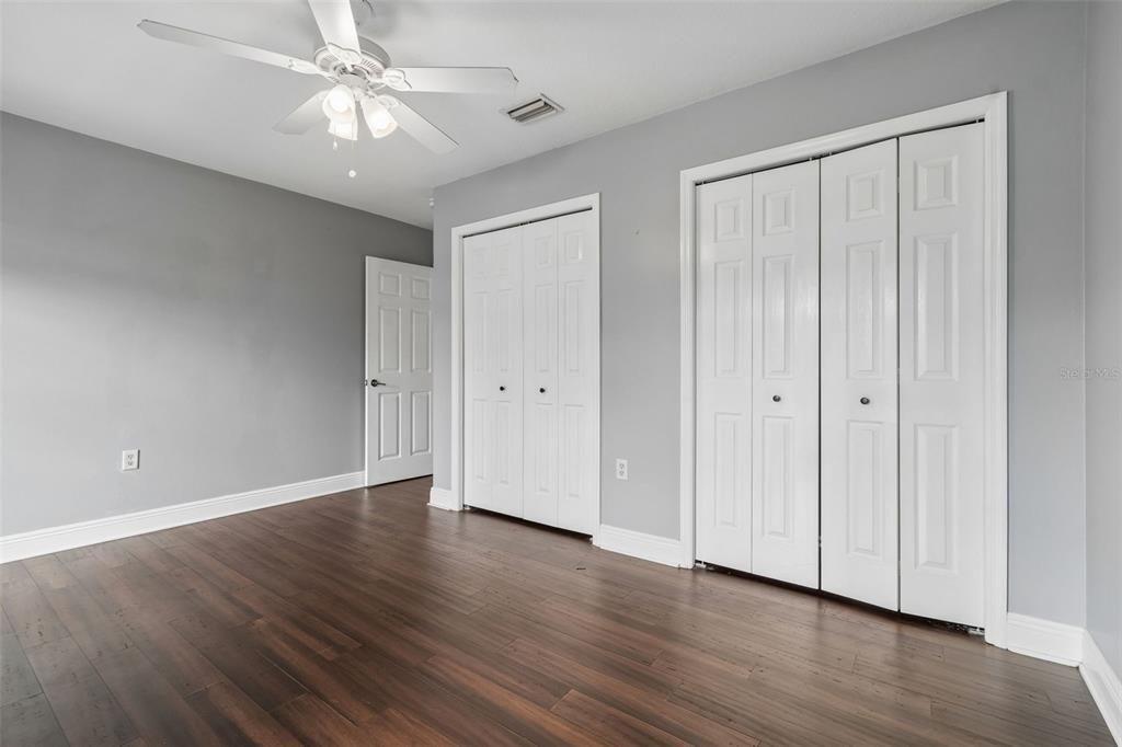 For Rent: $2,650 (4 beds, 2 baths, 1822 Square Feet)
