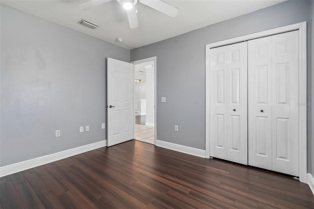 For Rent: $2,650 (4 beds, 2 baths, 1822 Square Feet)