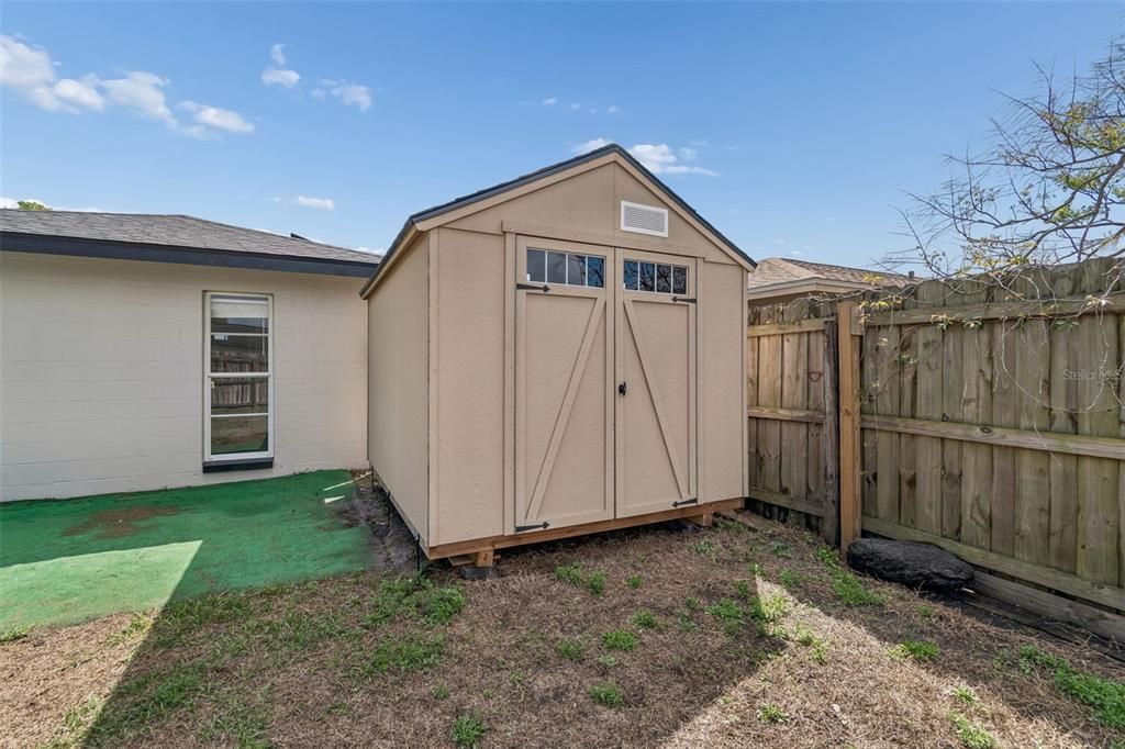For Rent: $2,650 (4 beds, 2 baths, 1822 Square Feet)