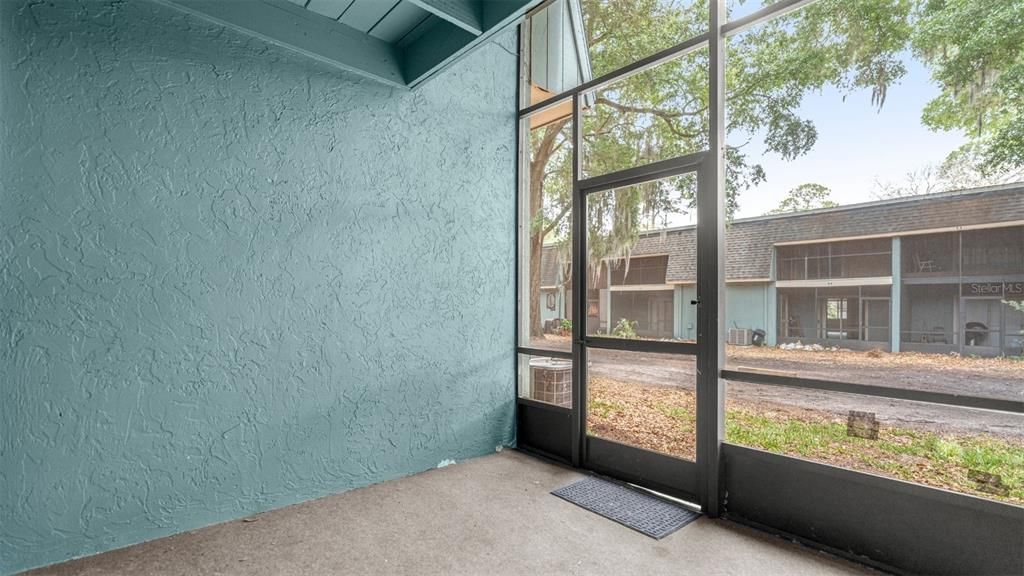 For Sale: $165,000 (4 beds, 2 baths, 1638 Square Feet)