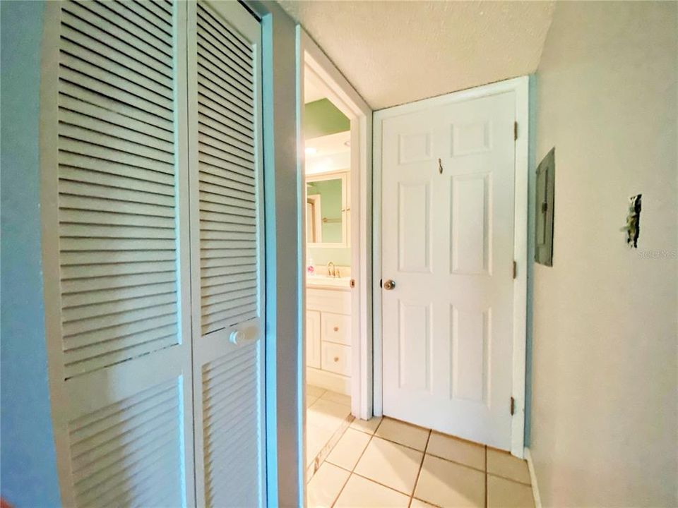 En Venta: $205,000 (2 camas, 2 baños, 1000 Pies cuadrados)