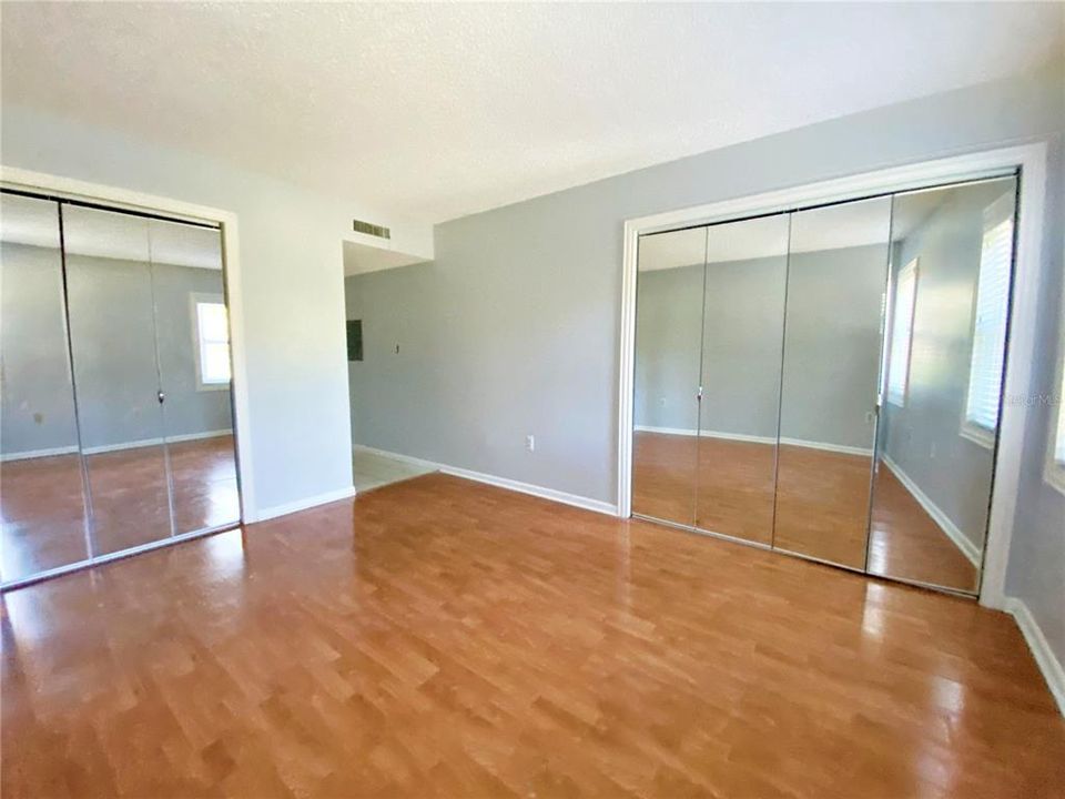 En Venta: $205,000 (2 camas, 2 baños, 1000 Pies cuadrados)
