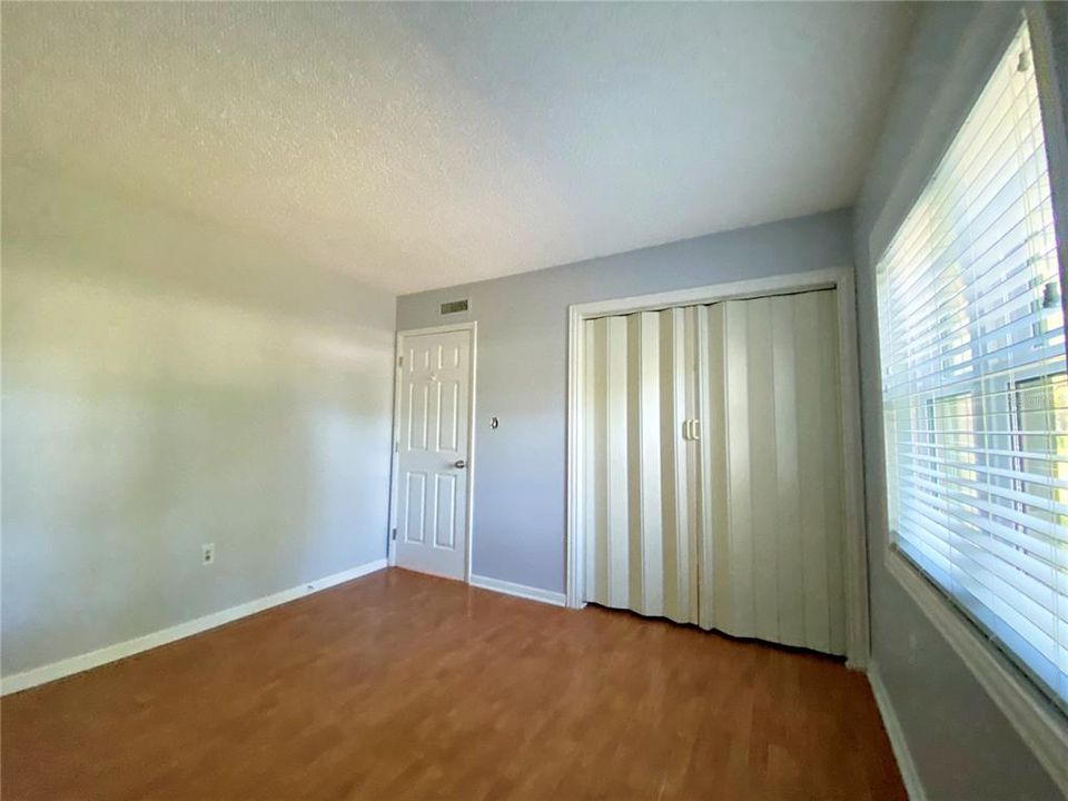 En Venta: $205,000 (2 camas, 2 baños, 1000 Pies cuadrados)