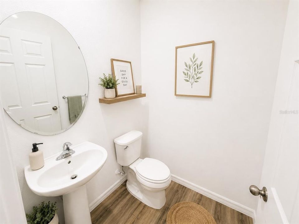 For Rent: $1,800 (3 beds, 2 baths, 1720 Square Feet)