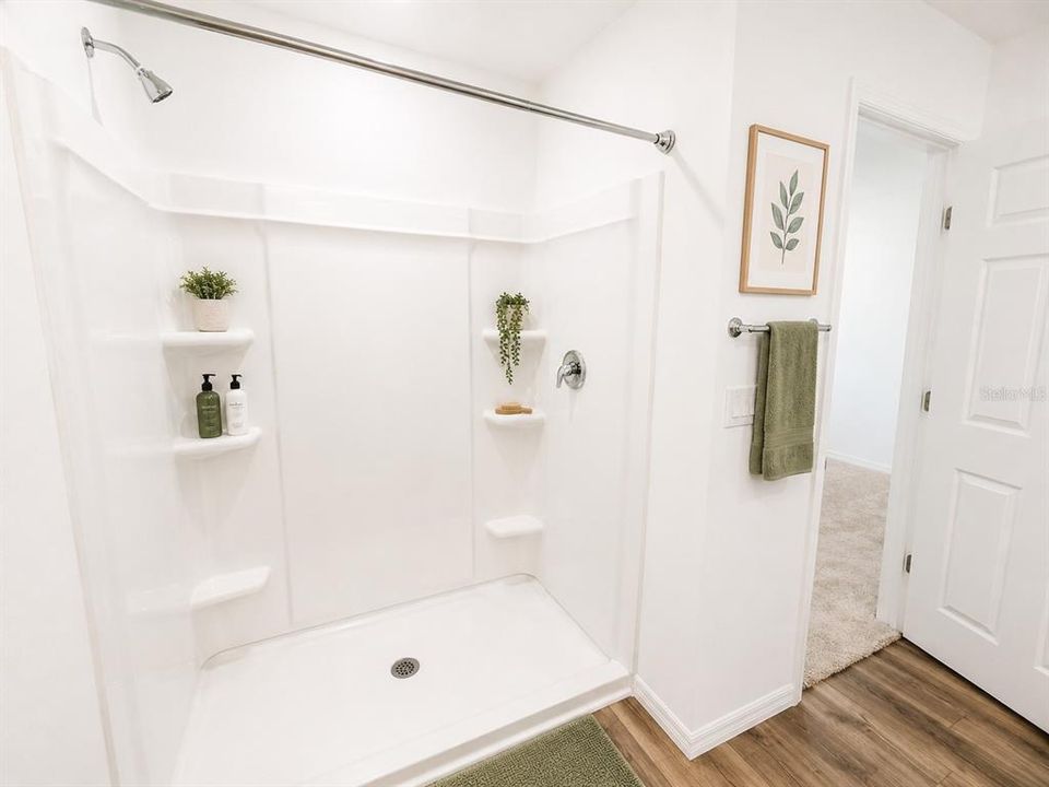 For Rent: $1,800 (3 beds, 2 baths, 1720 Square Feet)