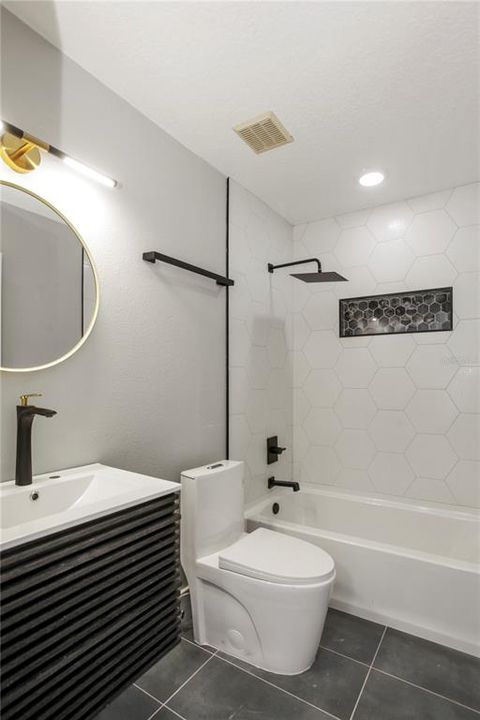 En Renta: $2,699 (4 camas, 2 baños, 1446 Pies cuadrados)