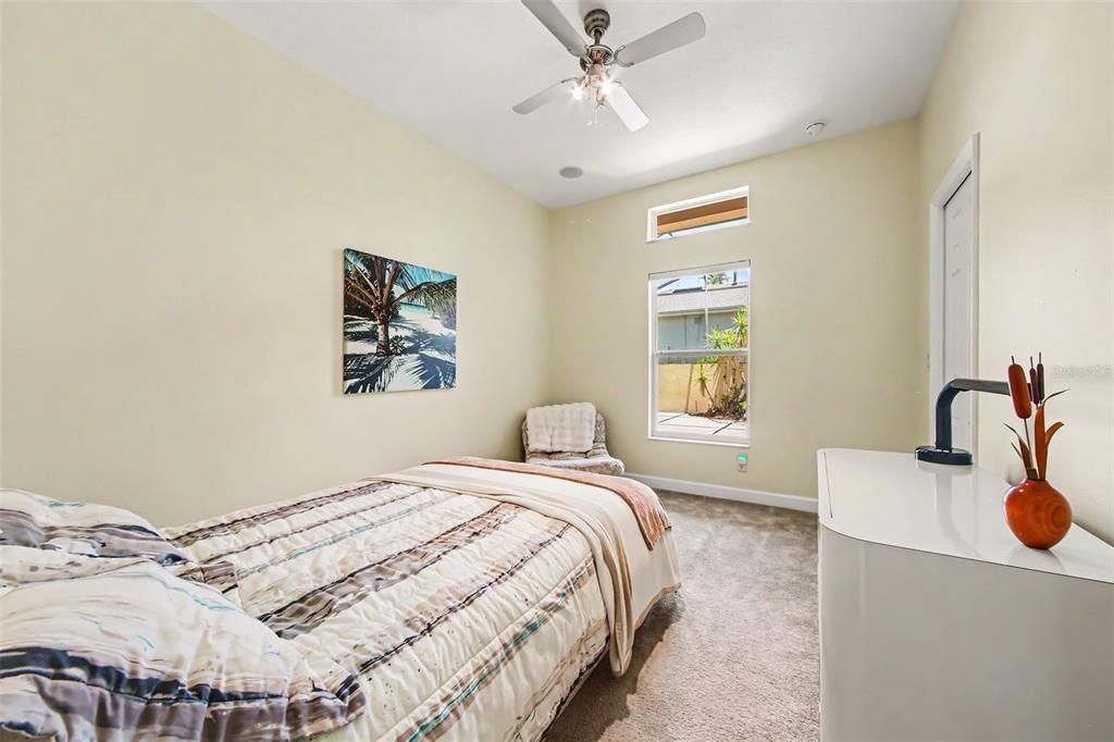 For Sale: $392,000 (3 beds, 3 baths, 2012 Square Feet)