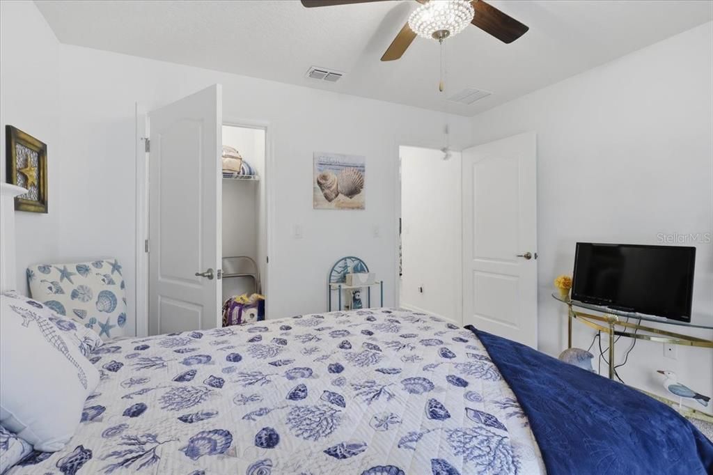 En Venta: $309,900 (3 camas, 2 baños, 1619 Pies cuadrados)