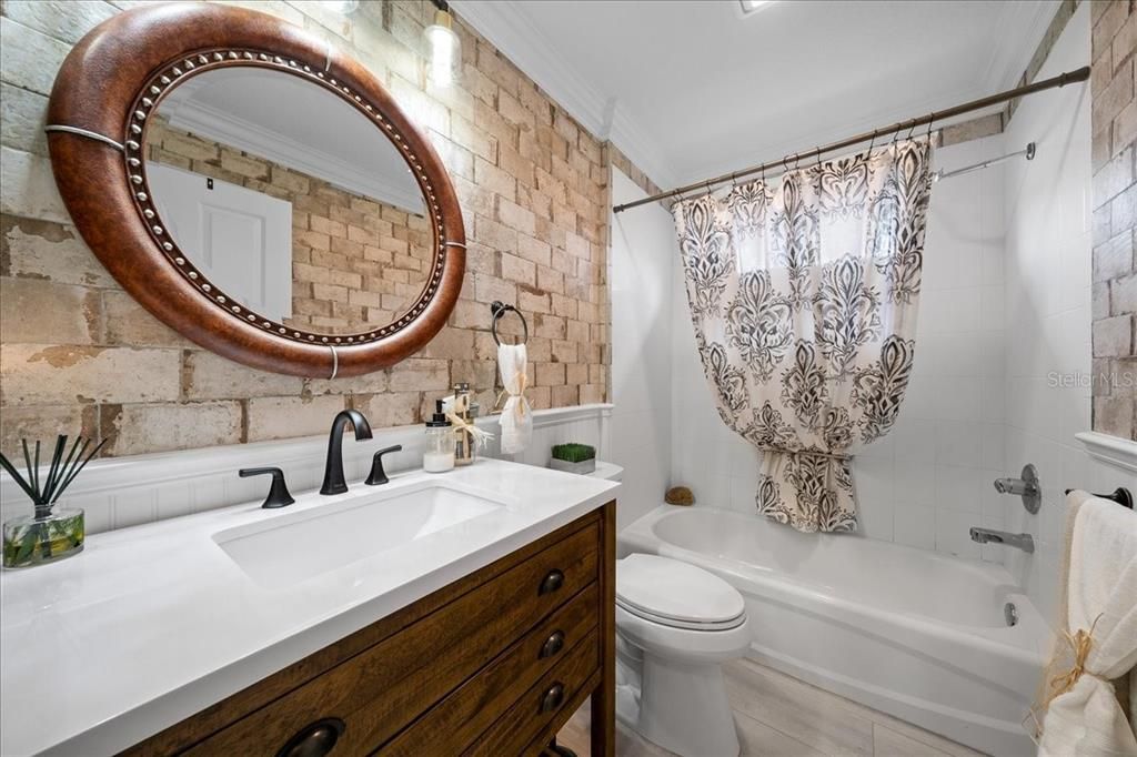 For Sale: $895,000 (3 beds, 2 baths, 1727 Square Feet)