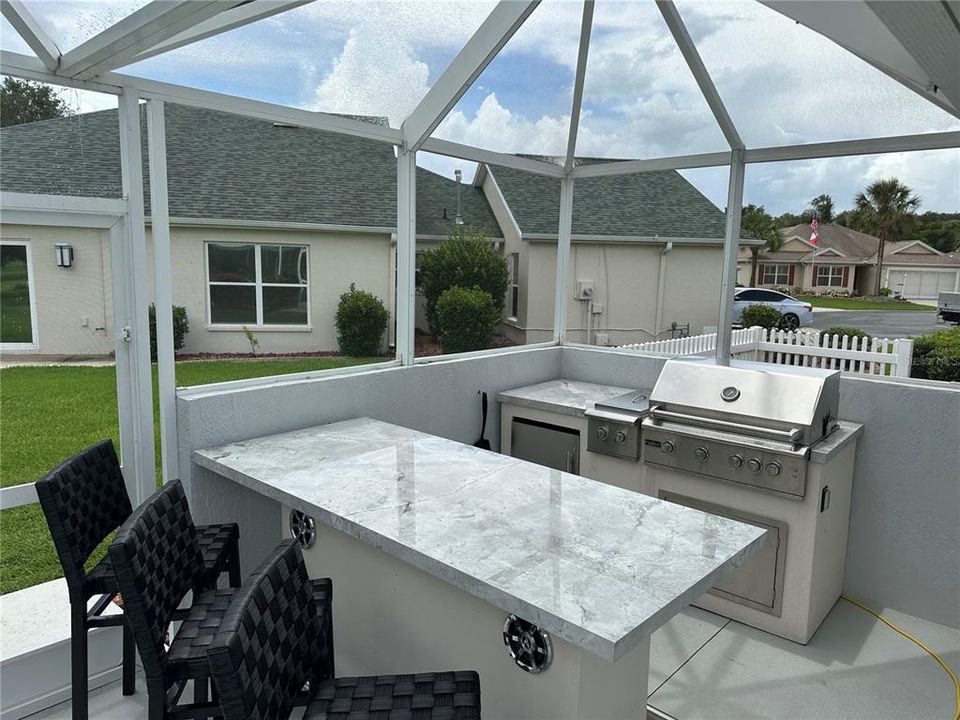 For Sale: $895,000 (3 beds, 2 baths, 1727 Square Feet)