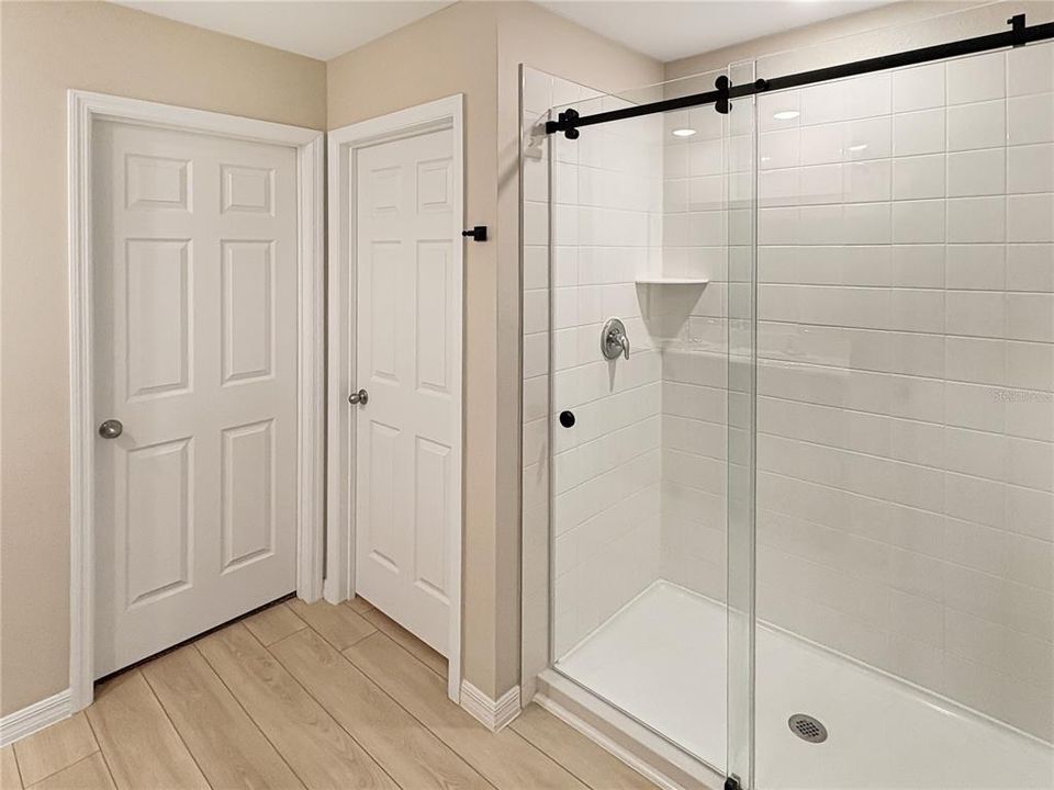 For Sale: $365,900 (4 beds, 2 baths, 1850 Square Feet)