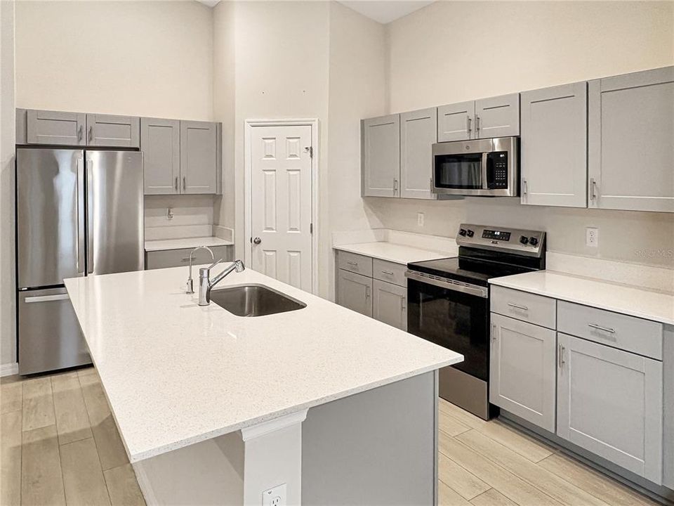 For Sale: $365,900 (4 beds, 2 baths, 1850 Square Feet)