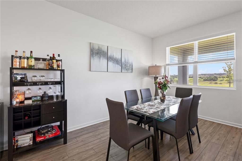 For Rent: $2,800 (3 beds, 2 baths, 1718 Square Feet)