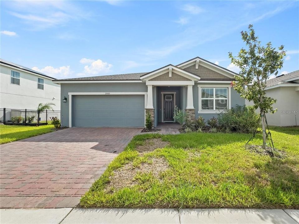 For Rent: $2,800 (3 beds, 2 baths, 1718 Square Feet)