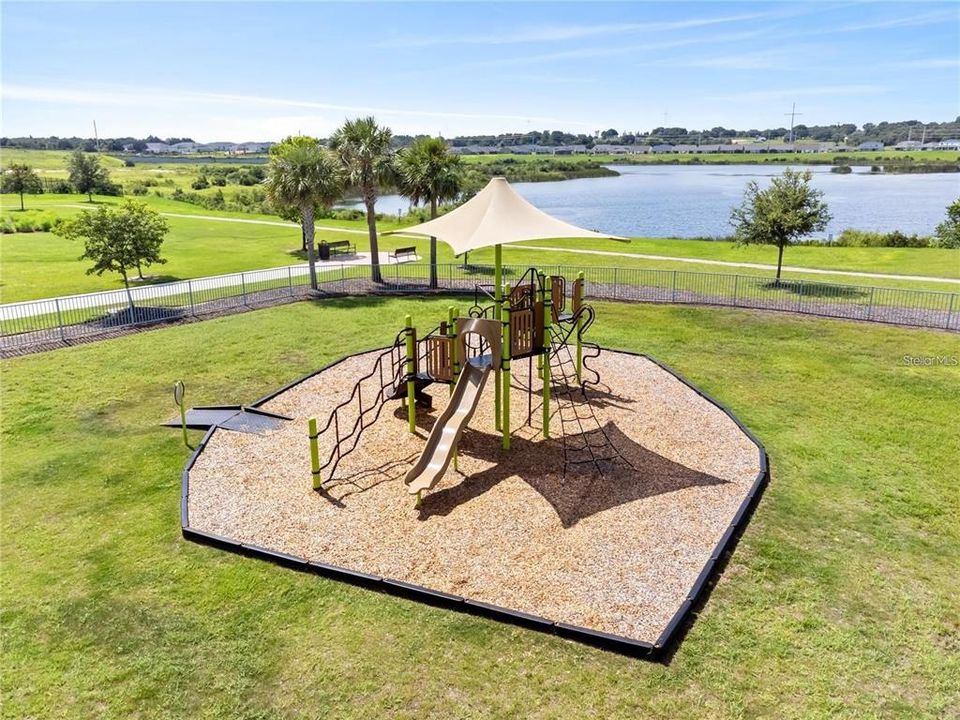 For Rent: $2,800 (3 beds, 2 baths, 1718 Square Feet)
