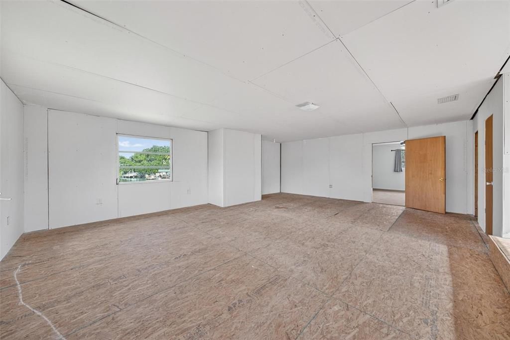 На продажу: $445,000 (4 спален, 1 ванн, 2998 Квадратных фут)