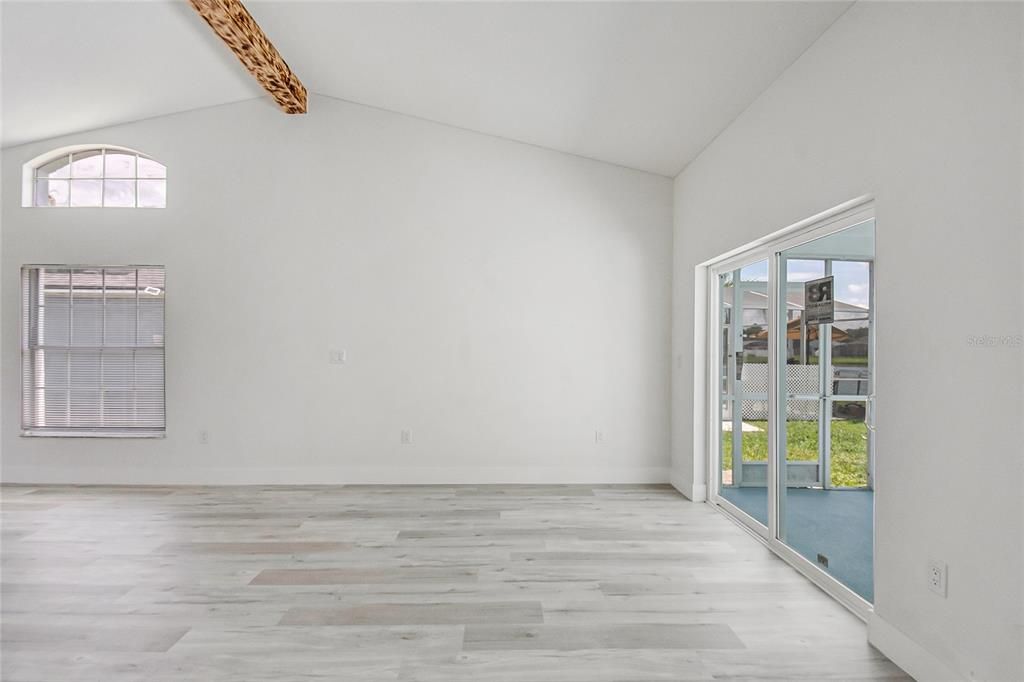 For Sale: $360,000 (3 beds, 2 baths, 1420 Square Feet)