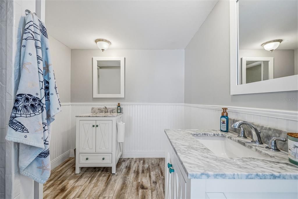 Active With Contract: $319,900 (2 beds, 2 baths, 1704 Square Feet)