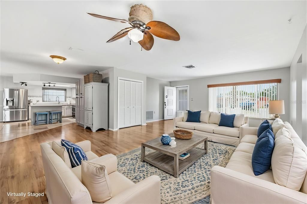 Active With Contract: $319,900 (2 beds, 2 baths, 1704 Square Feet)