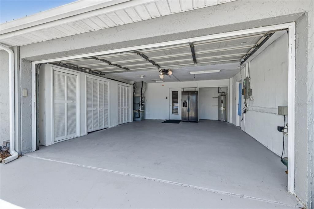 Active With Contract: $319,900 (2 beds, 2 baths, 1704 Square Feet)