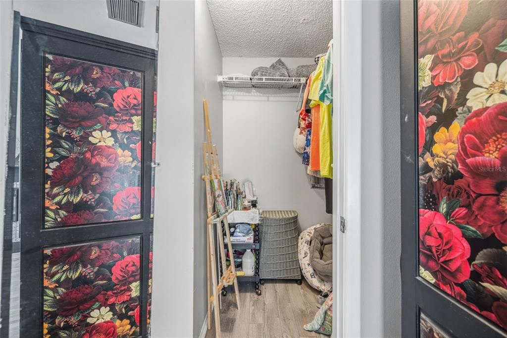 Active With Contract: $319,900 (2 beds, 2 baths, 1704 Square Feet)