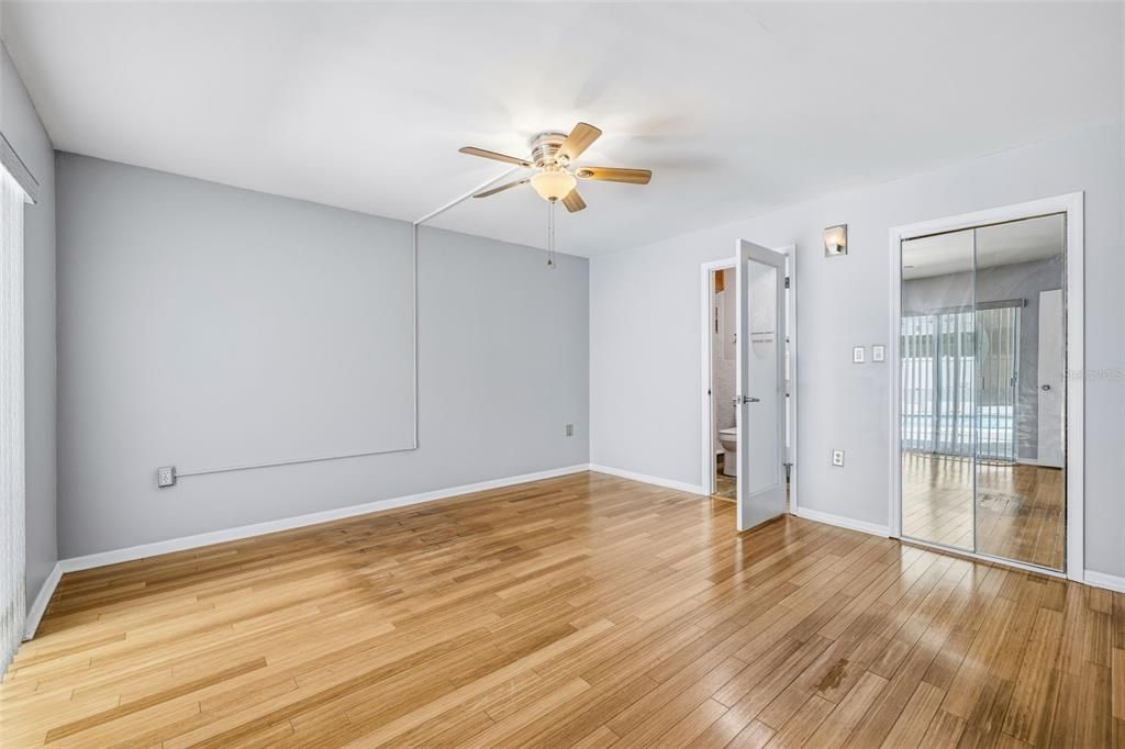 Active With Contract: $319,900 (2 beds, 2 baths, 1704 Square Feet)