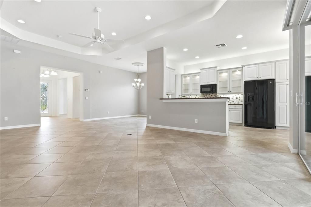For Sale: $450,000 (3 beds, 2 baths, 2171 Square Feet)