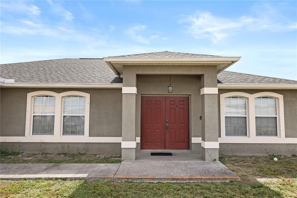 En Venta: $319,000 (3 camas, 2 baños, 2007 Pies cuadrados)