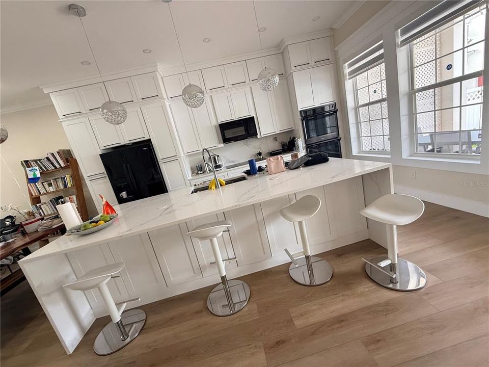 En Renta: $5,295 (3 camas, 3 baños, 2045 Pies cuadrados)