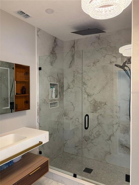 En Renta: $5,295 (3 camas, 3 baños, 2045 Pies cuadrados)