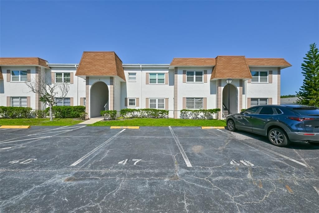 For Rent: $1,500 (1 beds, 1 baths, 747 Square Feet)